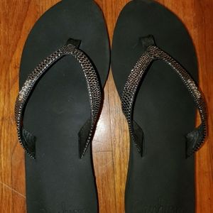 Reefs flip flops size 8